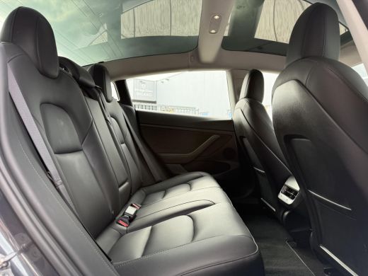 Tesla Model 3 Range Plus | Autopilot | Panorama | Leder | Navi | Camera ActivLease financial lease