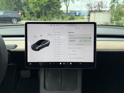 Tesla Model 3 Range Plus | Autopilot | Panorama | Leder | Navi | Camera ActivLease financial lease