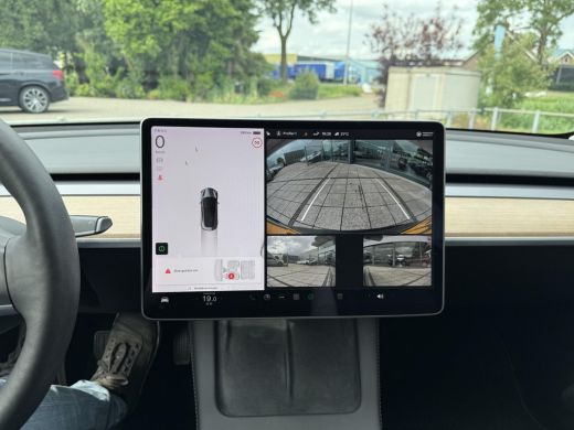 Tesla Model 3 Range Plus | Autopilot | Panorama | Leder | Navi | Camera ActivLease financial lease