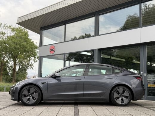 Tesla Model 3 Range Plus | Autopilot | Panorama | Leder | Navi | Camera ActivLease financial lease
