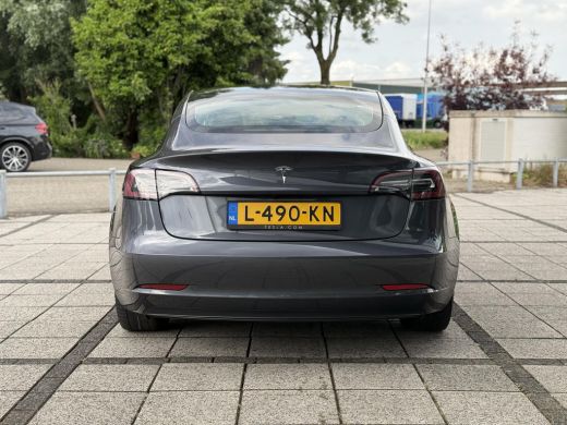 Tesla Model 3 Range Plus | Autopilot | Panorama | Leder | Navi | Camera ActivLease financial lease