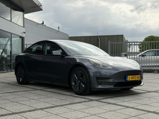 Tesla Model 3 Range Plus | Autopilot | Panorama | Leder | Navi | Camera ActivLease financial lease