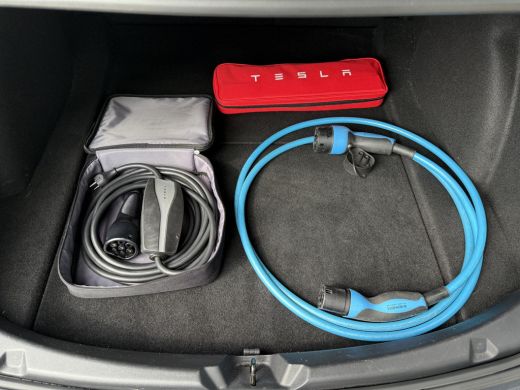 Tesla Model 3 Range Plus | Autopilot | Panorama | Leder | Navi | Camera ActivLease financial lease