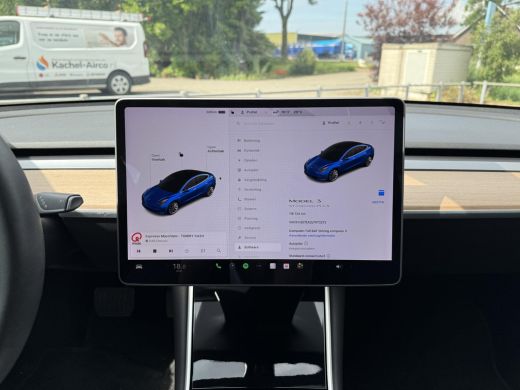 Tesla Model 3 Range Plus | Autopilot | Panorama | Leder | Navi | Camera ActivLease financial lease