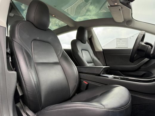 Tesla Model 3 Range Plus | Autopilot | Panorama | Leder | Navi | Camera ActivLease financial lease