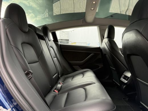 Tesla Model 3 Range Plus | Autopilot | Panorama | Leder | Navi | Camera ActivLease financial lease