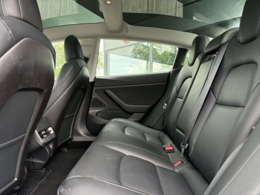 Tesla Model 3 Range Plus | Autopilot | Panorama | Leder | Navi | Camera ActivLease financial lease