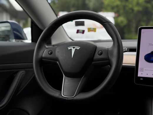 Tesla Model 3 Range Plus | Autopilot | Panorama | Leder | Navi | Camera ActivLease financial lease