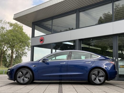 Tesla Model 3 Range Plus | Autopilot | Panorama | Leder | Navi | Camera ActivLease financial lease
