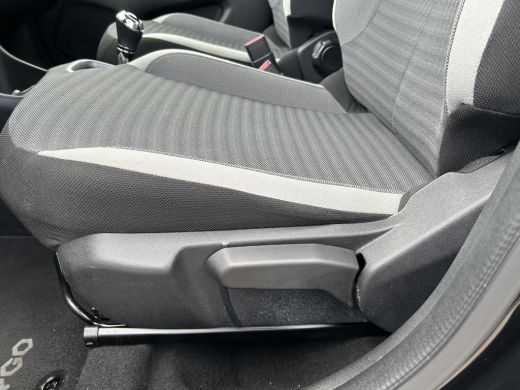 Toyota Aygo 1.0 VVT-i x-cite Automaat ActivLease financial lease