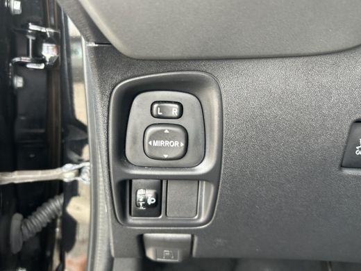 Toyota Aygo 1.0 VVT-i x-cite Automaat ActivLease financial lease