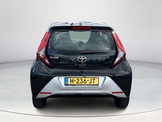 Toyota Aygo 1.0 VVT-i x-cite Automaat ActivLease financial lease