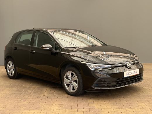 Volkswagen Golf 1.5 eTSI Style Camera | Virtueel Dashboard | Navigatie | Parkeersensoren Voor + Achter | Carplay ... ActivLease financial lease