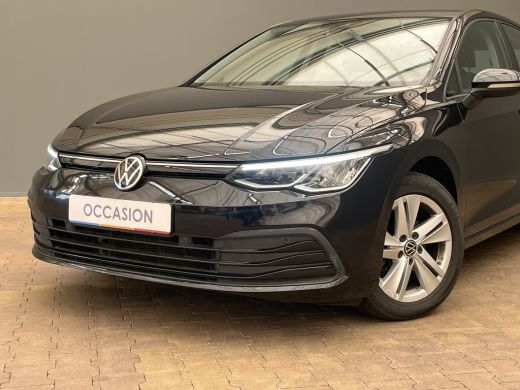 Volkswagen Golf 1.5 eTSI Style Camera | Virtueel Dashboard | Navigatie | Parkeersensoren Voor + Achter | Carplay ... ActivLease financial lease