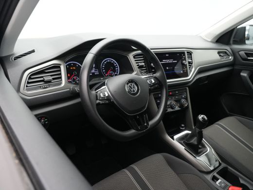 Volkswagen T-Roc 1.0 TSI 115pk Style Navigatie Pdc Acc Clima 329 ActivLease financial lease