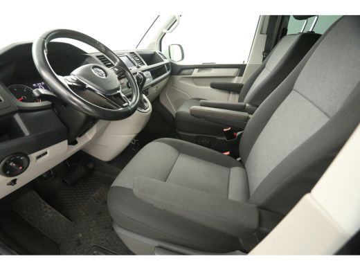 Volkswagen Transporter 2.0 TDI L2H1 150PK Dubbele Cabine 5 Pers DSG Automaat 2xSchuifdeur Airco Cruise Carplay Navi PDC ... ActivLease financial lease