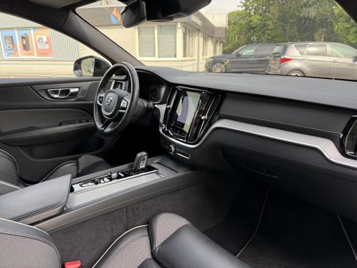 Volvo  S60 2.0 B3 Aut. R-Design | Navi | R-Design stoelen | Memory | ActivLease financial lease