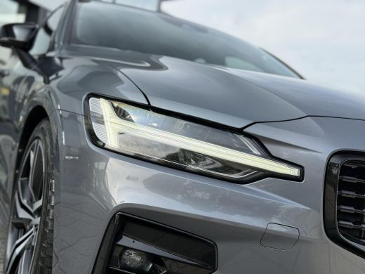 Volvo  S60 2.0 B3 Aut. R-Design | Navi | R-Design stoelen | Memory | ActivLease financial lease