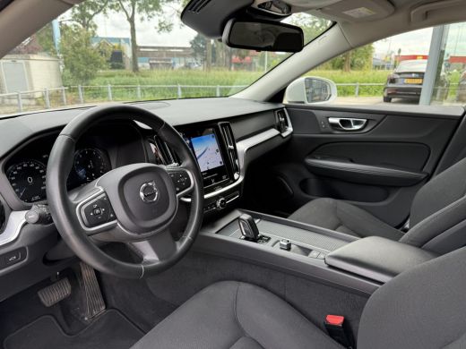 Volvo  V60 2.0 B3 Aut. Momentum | Navi | Led | Trekhaak | ActivLease financial lease