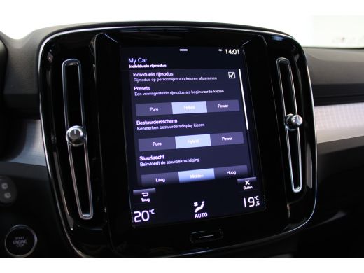Volvo  XC40 T4 211PK Plug-in Hybrid Core Bright | Park Assist | Privacy glas | elektr. achterklep ActivLease financial lease