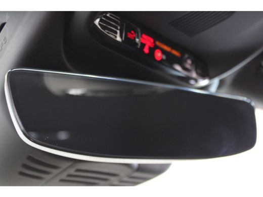 Volvo  XC40 T4 211PK Plug-in Hybrid Core Bright | Park Assist | Privacy glas | elektr. achterklep ActivLease financial lease