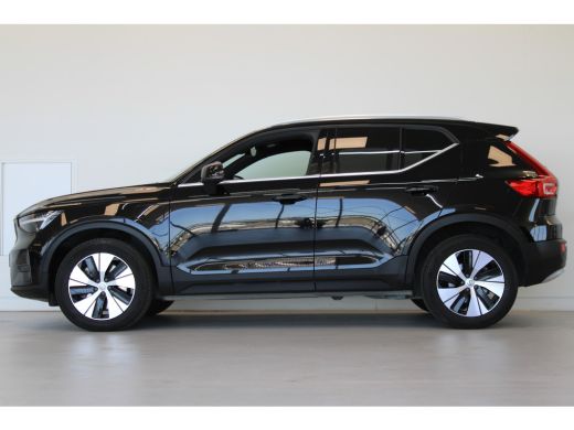 Volvo  XC40 T4 211PK Plug-in Hybrid Core Bright | Park Assist | Privacy glas | elektr. achterklep ActivLease financial lease