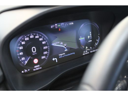 Volvo  XC40 T4 211PK Plug-in Hybrid Core Bright | Park Assist | Privacy glas | elektr. achterklep ActivLease financial lease
