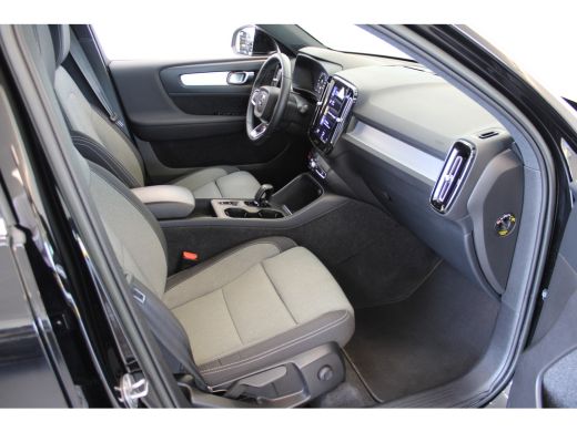 Volvo  XC40 T4 211PK Plug-in Hybrid Core Bright | Park Assist | Privacy glas | elektr. achterklep ActivLease financial lease