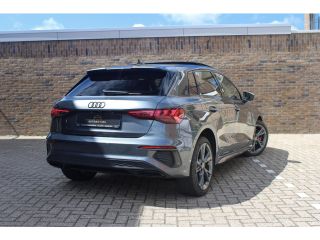 Audi A3 Sportback 45 TFSI e S ed. Comp. PANO | ACC| S-line | Park Ass. | Dode hoek | Stoel VW