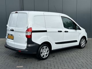 Ford Transit Courier 1.5 TDCI / L1H1 / 1e EIGENAAR / 62.463 KM / AIRCO / CRUISE / NAVI