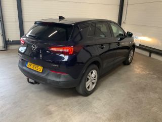 Opel Grandland X 1.2 Turbo Online Edition | TREKHAAK | PARKEERSENSOREN V+A | CLIMA | 17'' LICHTMETALEN VELGEN | NA...