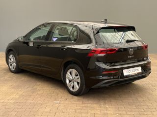 Volkswagen Golf 1.5 eTSI Style Camera | Virtueel Dashboard | Navigatie | Parkeersensoren Voor + Achter | Carplay ...