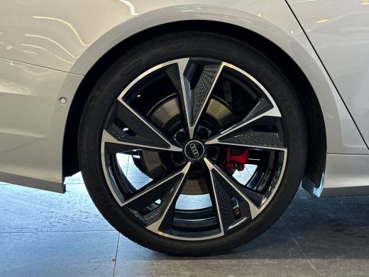 Audi A6 Avant 55 367pk TFSI e quattro S edition Competition | Stoelverwarming voor en achter | Optiekpakk... ActivLease financial lease
