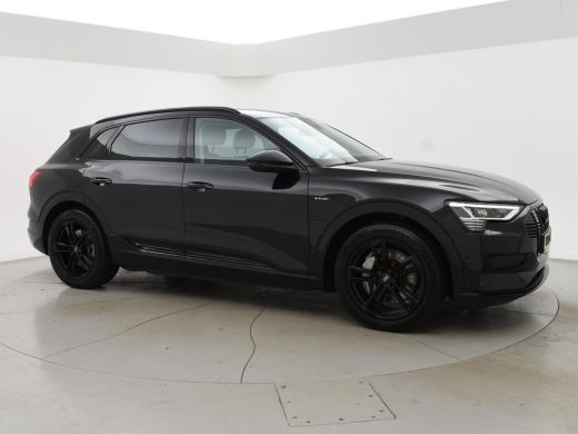 Audi e-tron 50 QUATTRO LAUCH EDITION ALL BLACK PACK + TREKHAAK | LUCHTVERING | CAMERA ActivLease financial lease