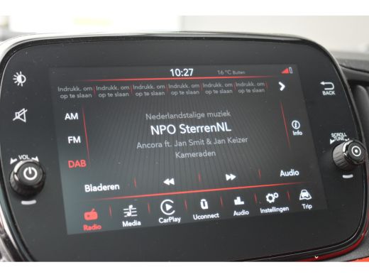 Fiat 500 1.0 Hybrid Dolcevita | Panoramadak | Navigatie by App | Half-Leder | 15"LMV | Mistlampen | Airco ... ActivLease financial lease