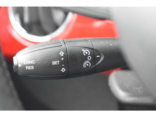 Fiat 500 1.0 Hybrid Dolcevita | Panoramadak | Navigatie by App | Half-Leder | 15"LMV | Mistlampen | Airco ... ActivLease financial lease