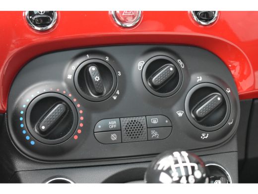 Fiat 500 1.0 Hybrid Dolcevita | Panoramadak | Navigatie by App | Half-Leder | 15"LMV | Mistlampen | Airco ... ActivLease financial lease