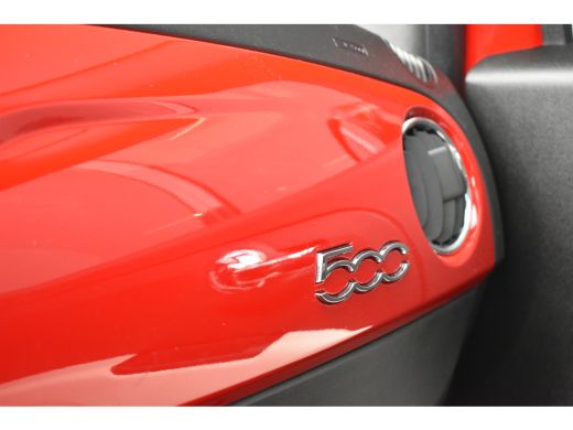 Fiat 500 1.0 Hybrid Dolcevita | Panoramadak | Navigatie by App | Half-Leder | 15"LMV | Mistlampen | Airco ... ActivLease financial lease