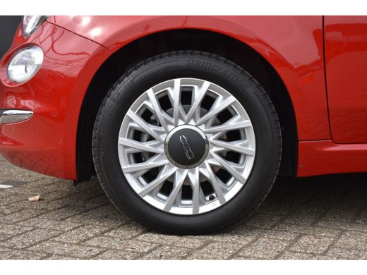 Fiat 500 1.0 Hybrid Dolcevita | Panoramadak | Navigatie by App | Half-Leder | 15"LMV | Mistlampen | Airco ... ActivLease financial lease
