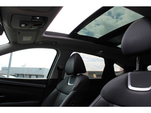 Hyundai Tucson 1.6 T-GDI HEV Premium Sky | Hybride | 1650KG trekgewicht | Trekhaak | Schuifkantel dak | Lederen ... ActivLease financial lease
