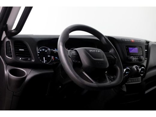 Iveco Daily 35C14 136pk E6 Open Laadbak D.C. Trekhaak 3500kg 09-2023 ActivLease financial lease