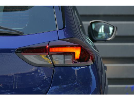 Opel Corsa 1.2 PURETECH 75PK EDITION / NAVI / LED / AIRCO / 16" LMV / BLUETOOTH / CRUISECONTROL / SCHITTEREN... ActivLease financial lease