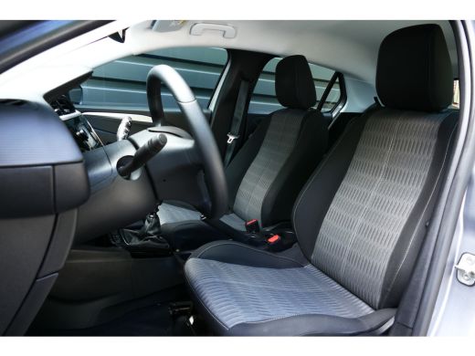 Opel Corsa 1.2 PURETECH 75PK 5-DRS EDITION / NAVI / LED / AIRCO / STUURVERWARMING / CRUISECONTROL / BLUETOOT... ActivLease financial lease