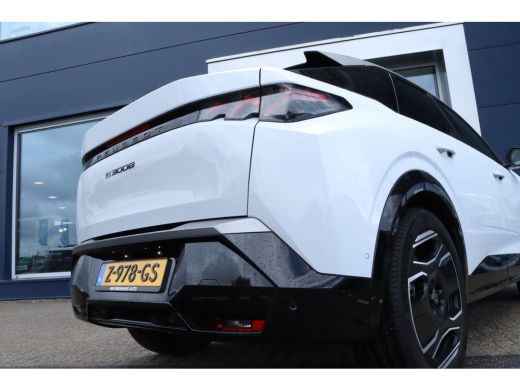 Peugeot E-3008 GT 73 kWh | Adaptieve Cruise | Nappa Leder | Trekhaak | Pano | Stoelmassage-Ventilatie| 360' Came... ActivLease financial lease