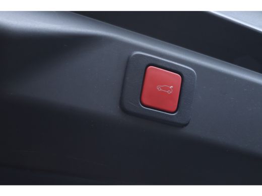 Peugeot E-3008 GT 73 kWh | Adaptieve Cruise | Nappa Leder | Trekhaak | Pano | Stoelmassage-Ventilatie| 360' Came... ActivLease financial lease
