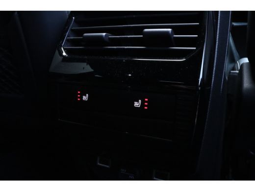 Peugeot E-3008 GT 73 kWh | Adaptieve Cruise | Nappa Leder | Trekhaak | Pano | Stoelmassage-Ventilatie| 360' Came... ActivLease financial lease