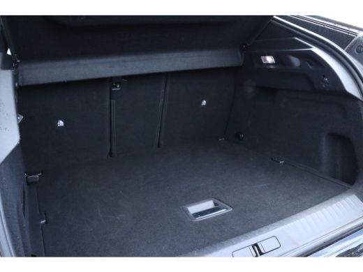 Peugeot E-3008 GT 73 kWh | Adaptieve Cruise | Nappa Leder | Trekhaak | Pano | Stoelmassage-Ventilatie| 360' Came... ActivLease financial lease