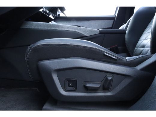 Peugeot E-3008 GT 73 kWh | Adaptieve Cruise | Nappa Leder | Trekhaak | Pano | Stoelmassage-Ventilatie| 360' Came... ActivLease financial lease