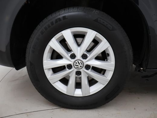 Volkswagen Transporter 2.0 TDI 150 PK L2H1 DUBBEL CABINE + 2500 KG TREKHAAK | APPLE CARPLAY ActivLease financial lease