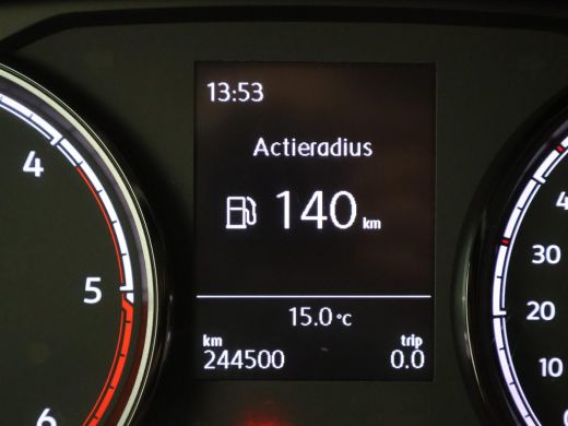 Volkswagen Transporter 2.0 TDI 150 PK L2H1 DUBBEL CABINE + 2500 KG TREKHAAK | APPLE CARPLAY ActivLease financial lease